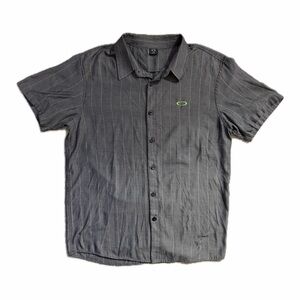 Oakley Men's Gray Pinstriped Button Up Shirt — Size Large